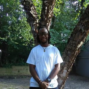 Meet your Posher, Raymond